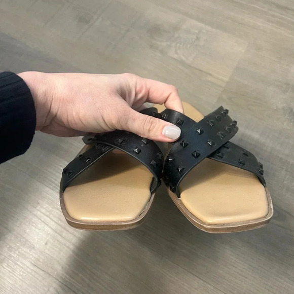 A new day studded sandals - Picture 3 of 6